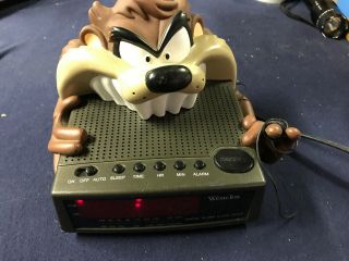 1997 Westclox Looney Tunes Tazmanian Devil Radio Alarm Clock &