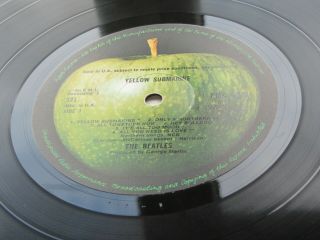 The Beatles U.  K.  Lp Yellow Submarine Mono 1969 Pressing Apple Pmc 7070