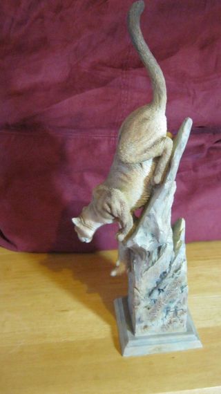 Cougar [ Panther,  Mountain Lion ] Porcelain Sculpture - Hand Painted