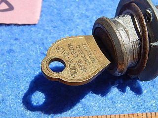 1939 Rock - ola DE - 39 Deluxe Profit Sharing Cashbox Lock and key 4RO - 270,  front 5