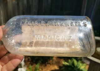Antique Lydia E.  Pinkham ' s Vegetable Compound Glass Bottle w/ Paper Label 4