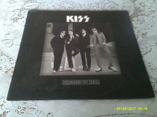Kiss.  Dressed To Kill,  Casablanca.  Nblp.  7016.  1975.  First Pressing.