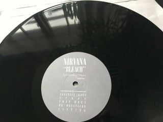 NIRVANA ' BLEACH ' LP UK TUPELO RECORDING COMPANY 1989 FIRST PRESSING NM:RECORD 7