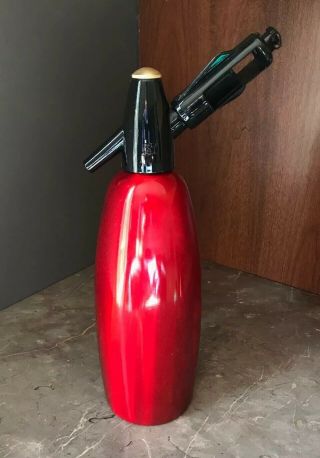 Red Isi Soda Siphon Seltzer Bottle 1l One Liter W/ Bulb Charger Holder