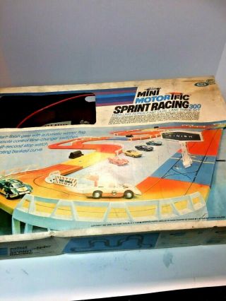 2 Set Vintage Ideal 1969 Mini Motorific Sprint Racing 200 & 300 4940 - 3 & 4941 - 1