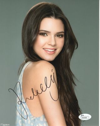 Kendall Jenner Hand Signed 8x10 Color Photo Gorgeous Young Model Jsa