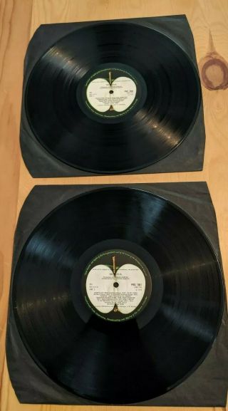 1968 THE BEATLES WHITE ALBUM 0056169 APPLE PMC 7068 photos poster black inners 6
