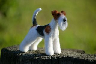 The Fox Terrier Figurine.  Wool Felted Figurine.  100 Sheep Wool