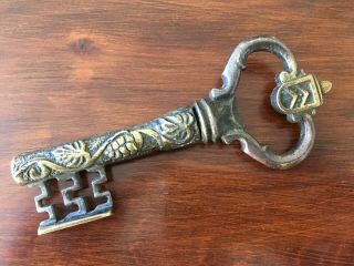 Antique Bronze Corkscrew Key