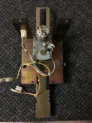 Rowe Cd Title Page 28 Volt Motor Assembly Part 40877101