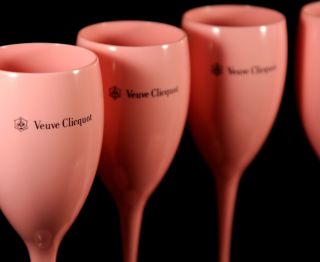 Veuve Clicquot Rose Champagne Poolside Hot Tub Polycarb Flutes Unboxed X 4