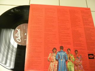 the Beatles Sgt.  Peppers lonely Hearts Club Band LP Near with Poster 2