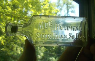 SIOUX FALLS,  SD MOE HOSPITAL 100 YR OLD PRESCRIPTION MEDICINE BOTTLE SOUTH DAKOTA 2