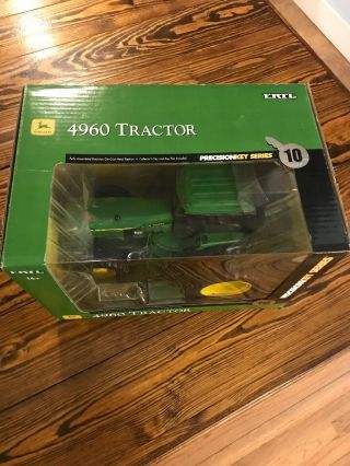John Deere 1/16 4960 Tractor