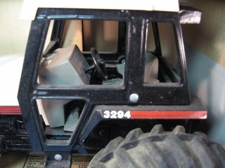 NIB Ertl Case 3294 Toy Tractor 1/16 Die Cast 2