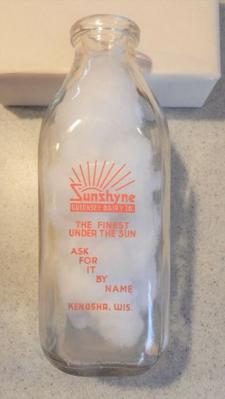 Sunshyne Guernsey Dairy Co.  Kenosha,  Wis Wi Wisconsin Nursery Rhyme Milk Bottle