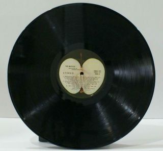 THE BEATLES - SELF TITLED (WHITE ALBUM) - ROCK VINYL DOUBLE LP (LOW NUMBER) 12
