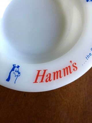 Hamm’s Beer Bear Milk Glass Ashtray Rochester Dist Co Appears Vin 2