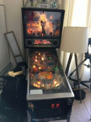 Addams Family Pinball Machine