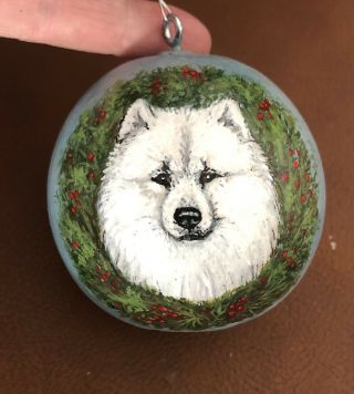 Painted Gourd Samoyed Dog In A Christmas Wreath Ornament Lisa Rogers Carving