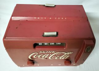 VINTAGE 1940s Drink Coca Cola Advertising Cooler BAKELITE Tube Radio VTG 8