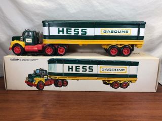 Vintage 1976 Nos Hess Fuel Oils Truck Toy In The Factory Box