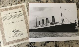 Titanic Survivor Millvina Dean Hand Signed Autographed 11 X 14 Photo W/