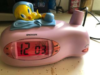 Tweety Bird Looney Tunes Digital Night Light Alarm Clock Tm & Warner B