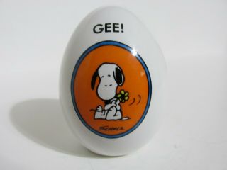 Snoopy Peanuts Charlie Brown Aviva Vintage Ceramic Easter Beagle Egg 1972