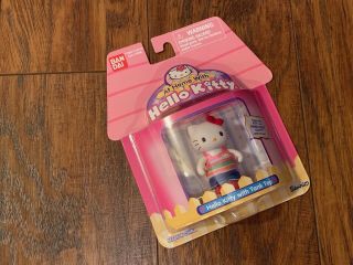 Nib Bandai At Home With Hello Kitty Figure: Hello Kitty With Tank Top