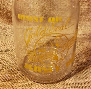 OLD VINTAGE PAGE ' S DAIRY TOLEDO OHIO GLASS QUART MILK BOTTLE RED GOLD PAINT 3