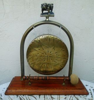 Wonderful Antique Brass Bulldog Large Dinner Gong On Oak Wooden Stand