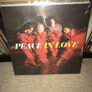 Peace - In Love Vinyl Arctic Monkeys Adele Jack Penate Ladytron Kasabian