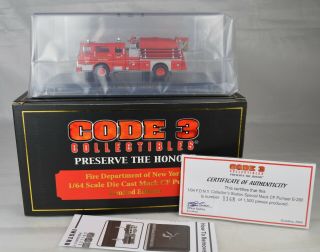 Code 3 12336 " Fire Dept York " Mack Cf Pumper Fire Truck 1:64