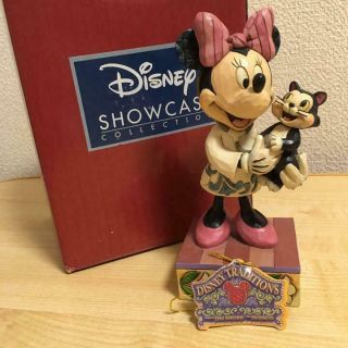 Disney Showcase Minnie Figaro