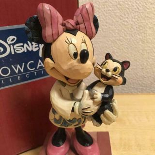 Disney Showcase Minnie Figaro 2