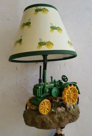 Vintage John Deere Tractor Accent Lamp With Shade Dl20m Resin 1999