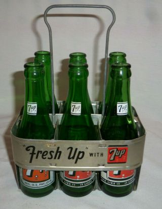 Vintage 7up Soda Metal 6 - Pack Bottle Carrier W/ 6 Bottles " Fresh Up " With 7 - Up