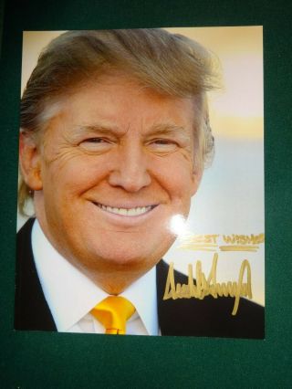 DONALD TRUMP hand signed 8x10 photo with 