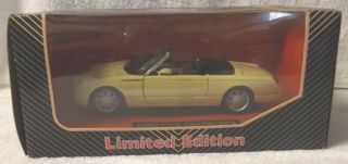 Vintage Diecast - - 2000 Ford Thunderbird - - - - - - Rare