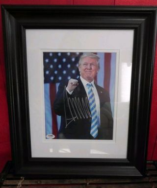 President Donald Trump Signed 8x10 Photo Psa (sticker Only) Awesome Pic Framed