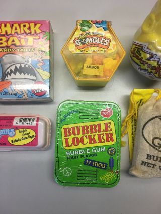 Vintage Willy Wonka Amurol Leaf Jawbreaker Kid Bubble Gum Candy Container 3
