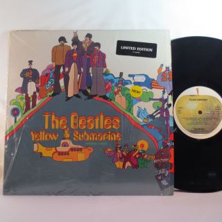 Beatles: Yellow Submarine Limited Edition Reissue Capitol C1 0777 7 46445 1 8 Nm