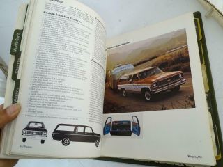 1975 Vintage Chevrolet Consumer Information Dealer Dealership Car Binder Book 4
