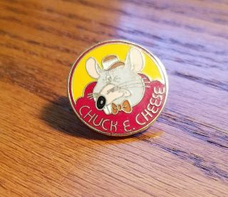 Vintage Chuck E.  Cheese 1980 Pin