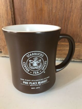 2008 Starbucks Pike Place Market 16oz Coffee Mug Cup Brown Split Tail Mermaid