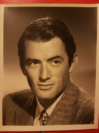Gregory Peck Signed 8x10 Photo.  To Kill A Mockingbird