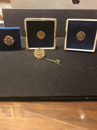 Gulf Oil Co.  10k Gold W Diamonds 10,  15 And 20 Year Service Pin And Tie Clip