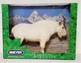 Breyer North American Wildlife 397 Mountain Goat Traditional Series White