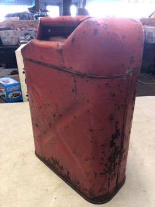 Vintage 5 Gallon US Military Gas Can 3